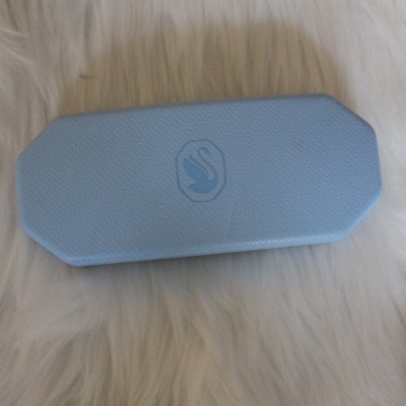 Swarovski, baby blue hard shell glass case with lens cloth - Picture 2 of 4